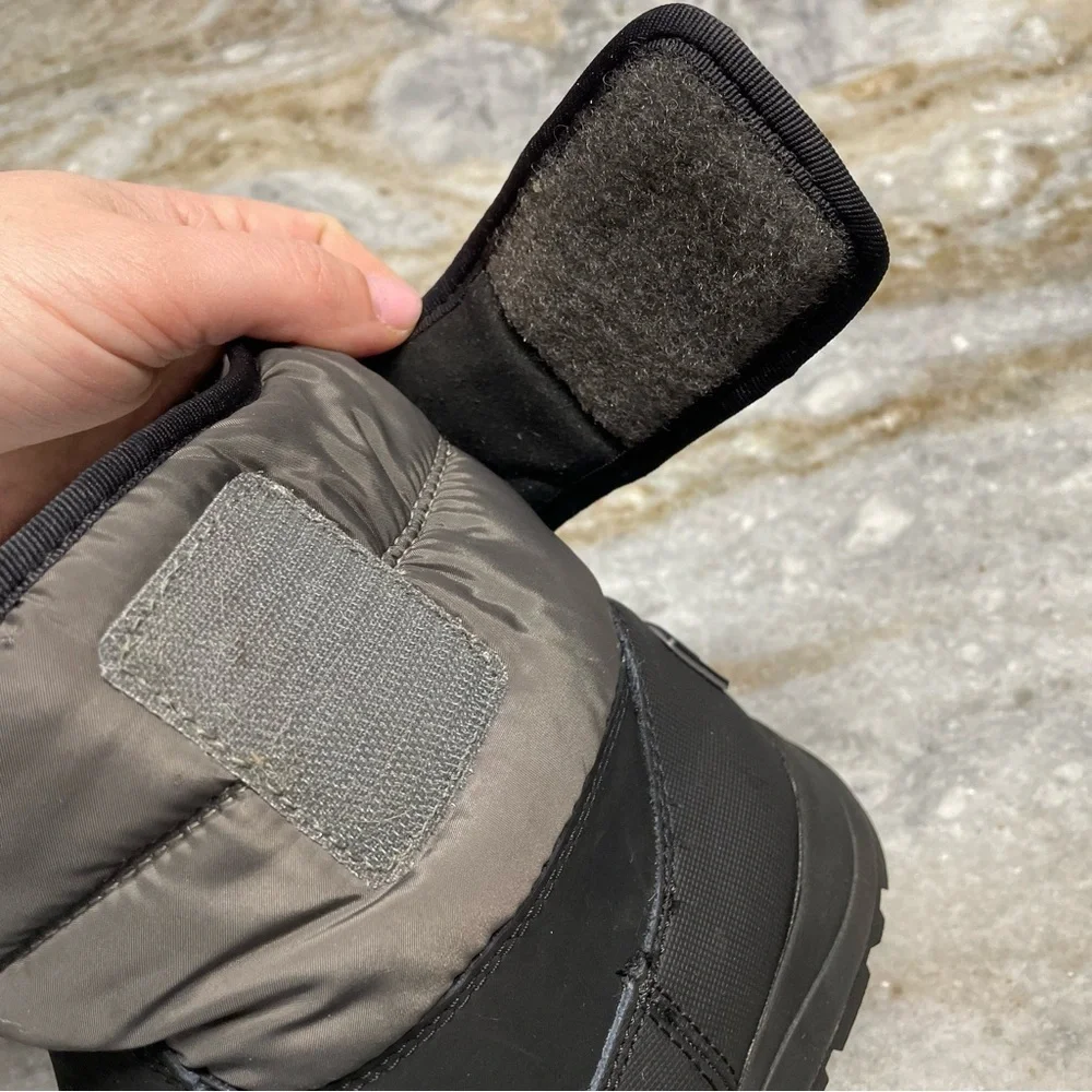 UGG TOTY WEATHER BOOTS- BLACK Kids Size 4 Thinsulate Waterproof Fleece Lining